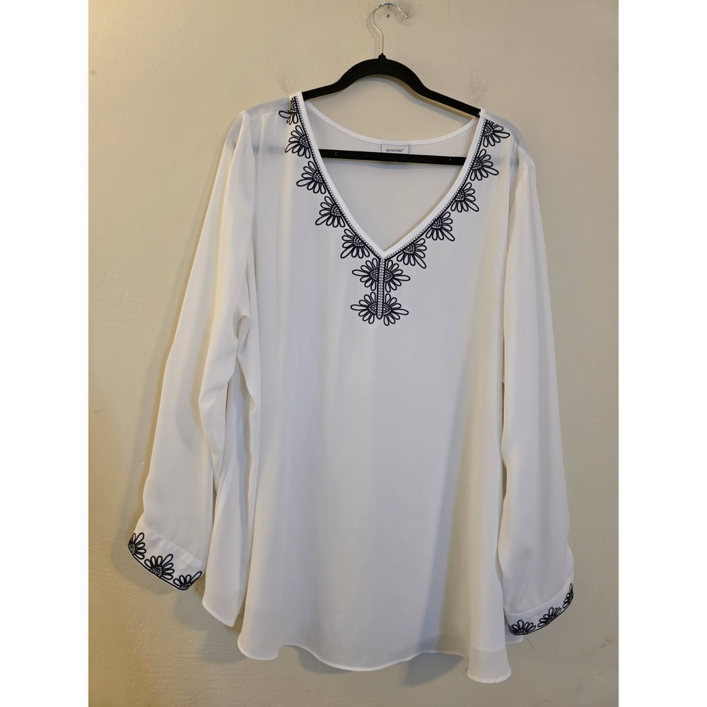 Avenue Women's Size 22/24 White/Black V-Neck Floral Embroidered Trim Sheer Tunic